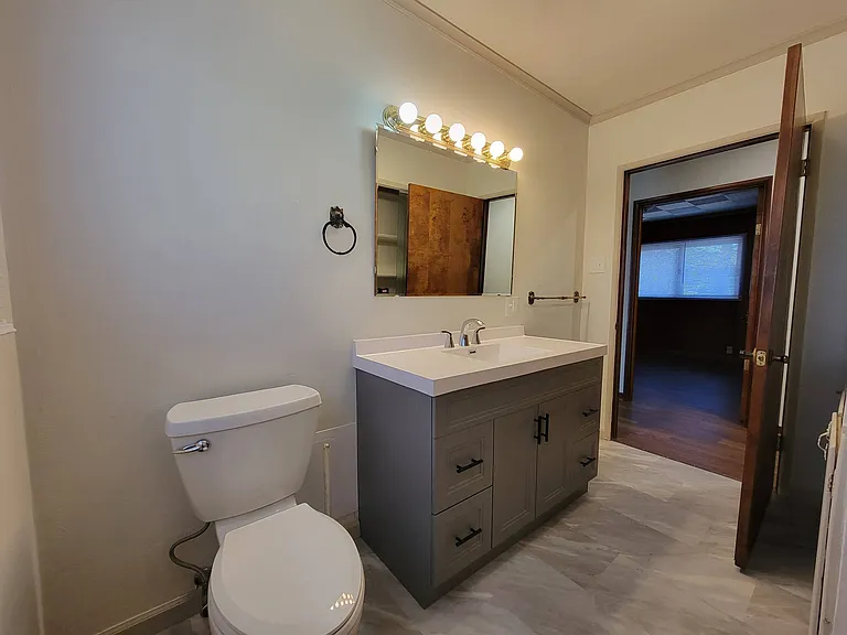 477 Civitan St — Photo 15