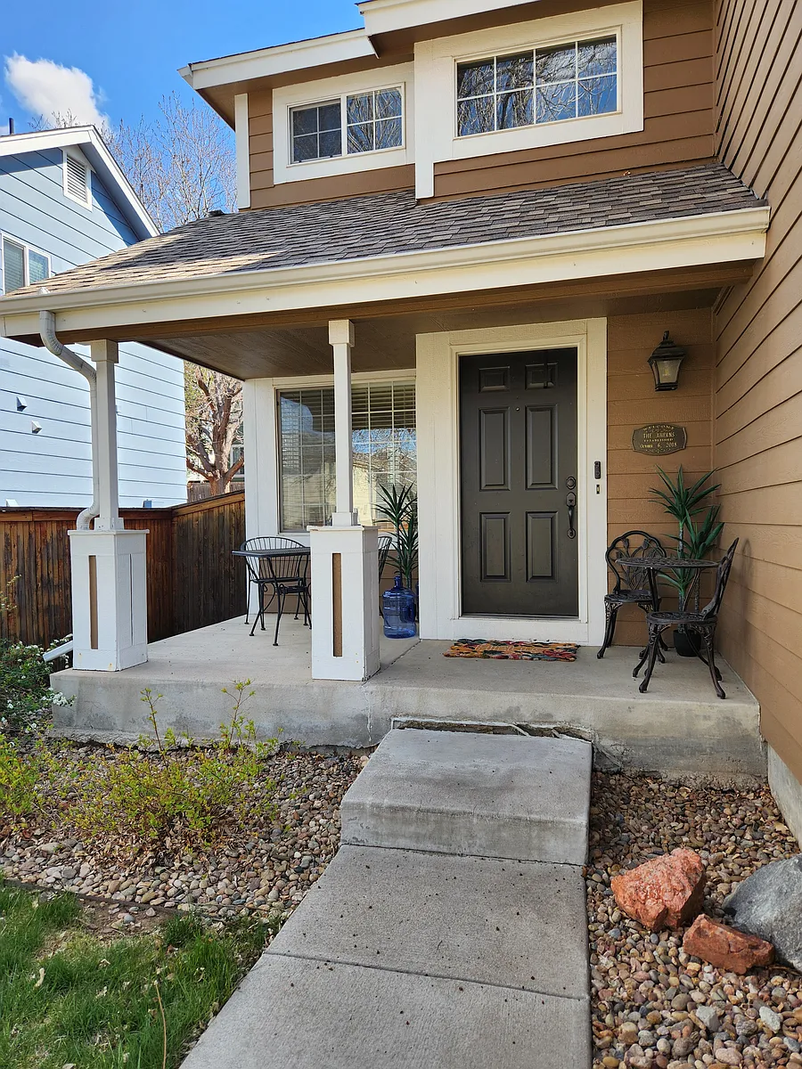 Building Photo - 8909 Sanderling Way