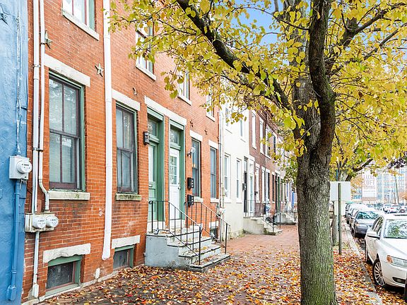 3rd image of 336 Point St #2