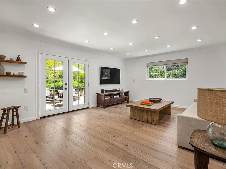 17152 Escalon Dr — Photo 12