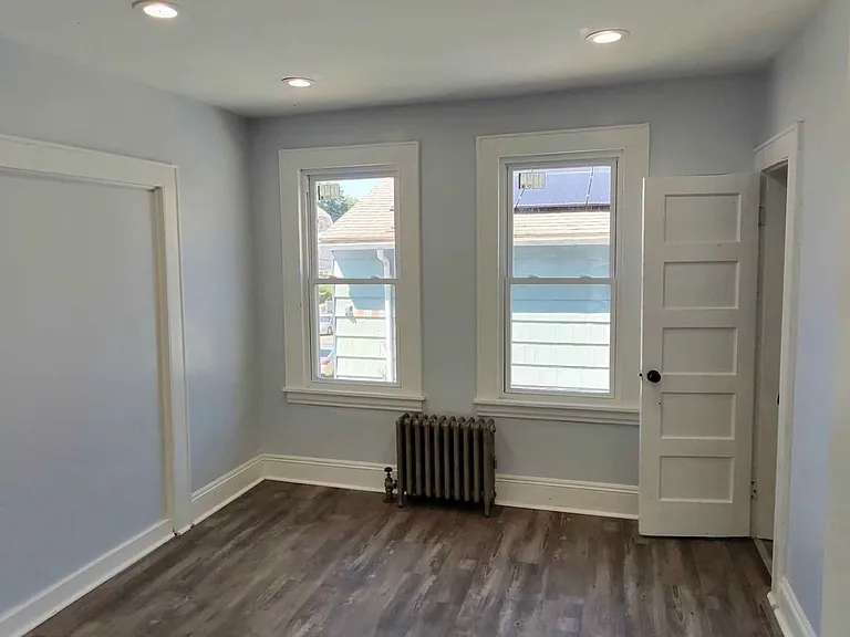 100-102 Horace St #1 — Photo 13