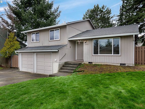 2nd image of 3022 SW Battaglia Ave