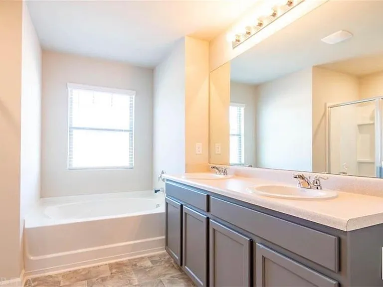 639 Blue Juniper Cir — Photo 8