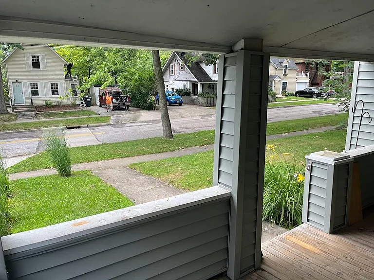 86 N Rocky River Dr — Photo 2