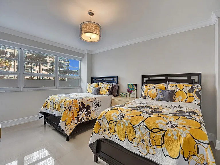 3430 Galt Ocean Dr #202 — Photo 10