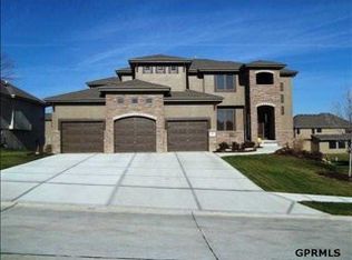 20076 Gertrude St, Gretna, NE 68028