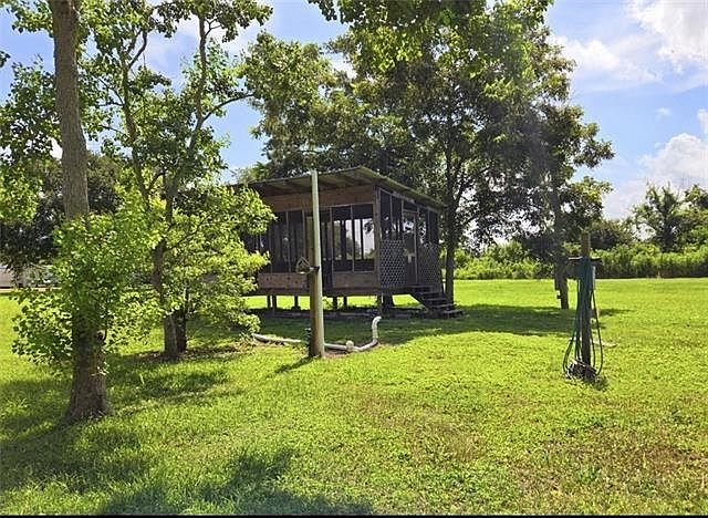 2nd image of 326 Buras River Rd