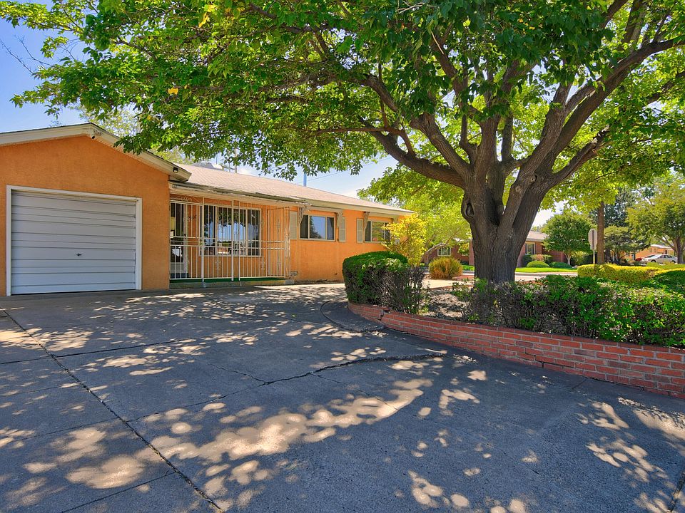 1st image of 2800 Alvarado Dr NE