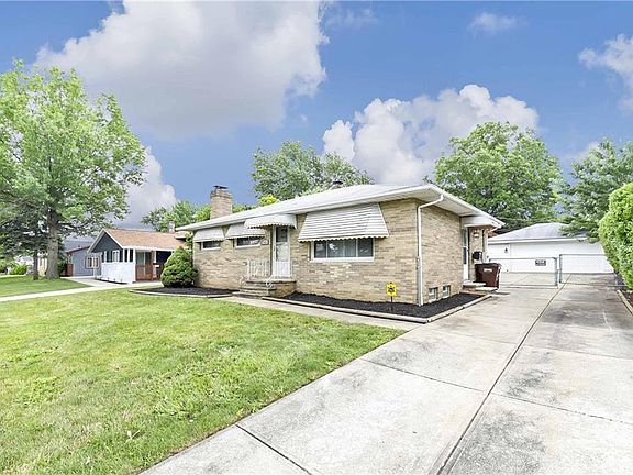 3rd image of 5401 Dartmouth Dr