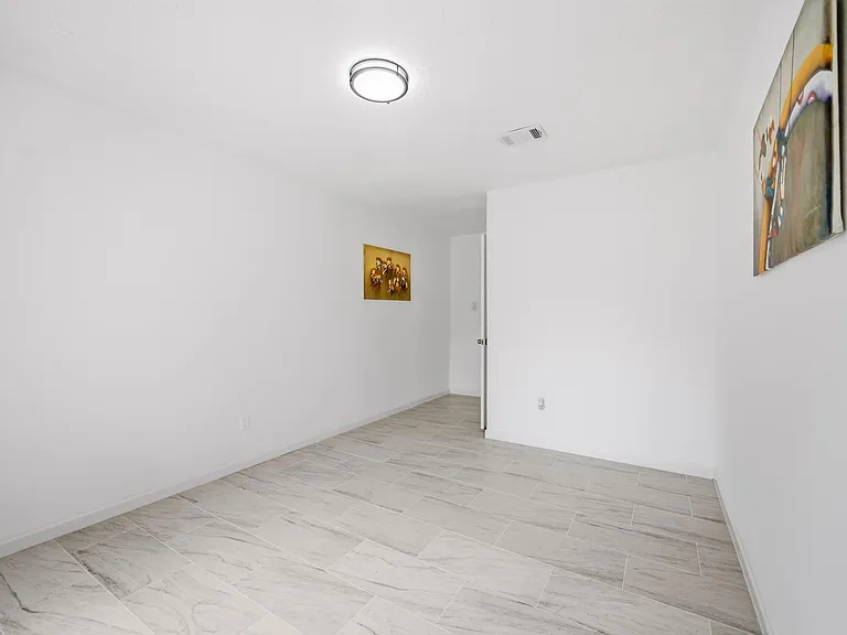 7310 Londres Dr — Photo 20