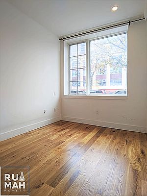 4th image of 67 Montrose Ave APT 1A