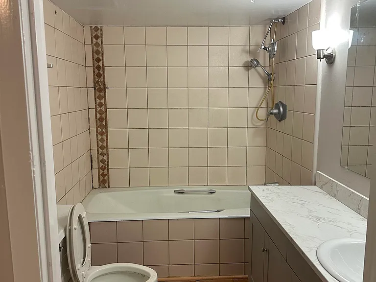 2209 Gibbs Dr — Photo 14