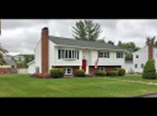 11 Dottie Ln, Methuen, MA 01844