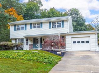 107 Mary Ln, Bridgewater, MA 02324