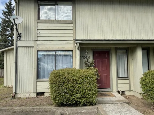 1198 Morrow Rd APT A, Medford, OR 97504