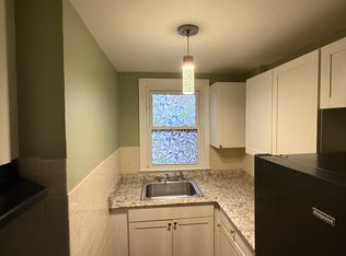 25 Humboldt Ave, Pawtucket, RI 02860