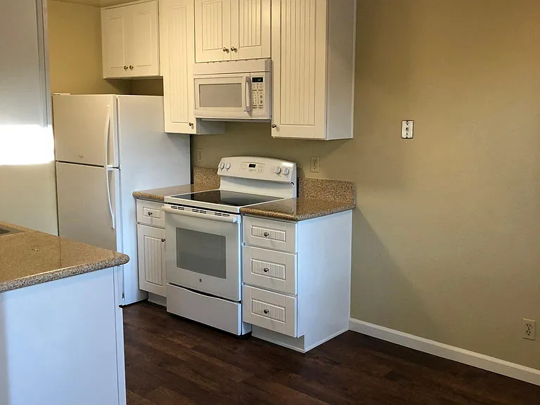 2240 Garnet Ave #1 — Photo 5