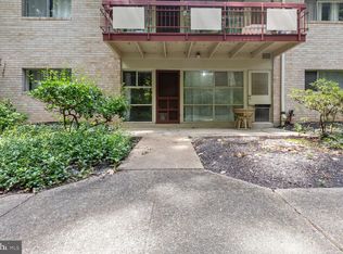 4335 Americana Dr APT 10, Annandale, VA 22003