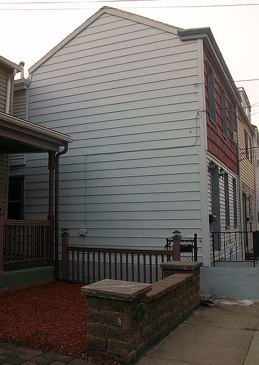 2nd image of 116 S 16th St