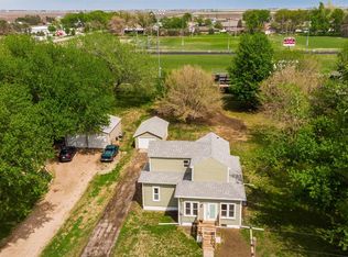 1320 N Main St, Henderson, NE 68371