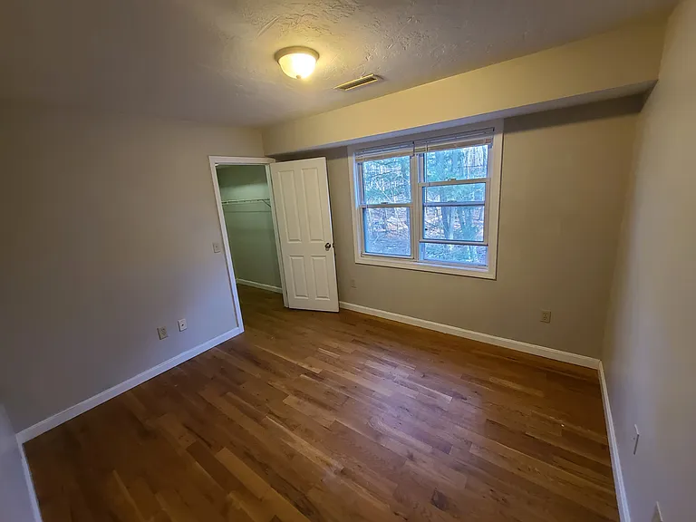22 Rhodes St #2D — Photo 3
