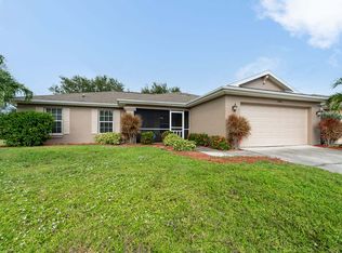 1815 NE 26th St, Cape Coral, FL 33909