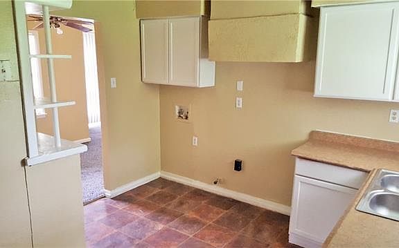 5th image of 736 Clearwood Dr