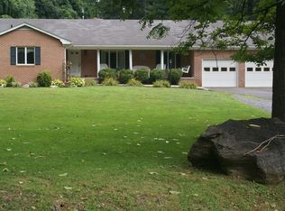 387 Rest Church Rd, Winchester, VA 22603