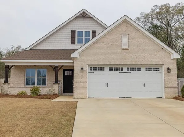 198 Quail Run Ave, Smiths Station, AL 36877