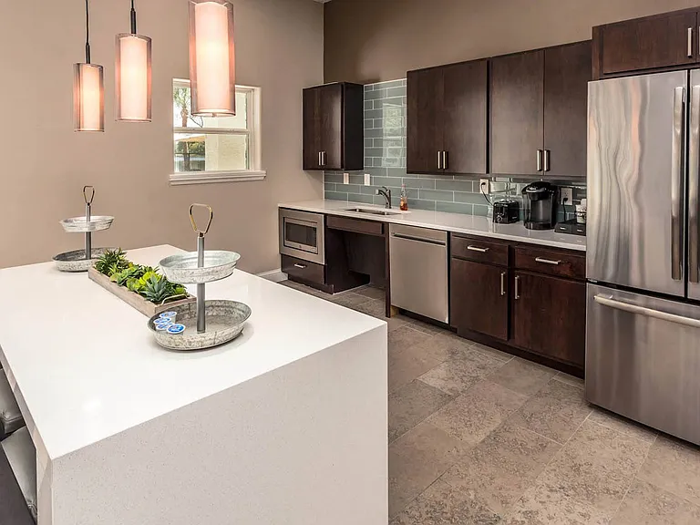Lake Weston Point Apartments — Photo 17