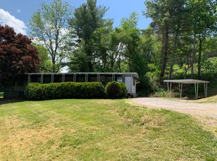 1 Queen Ter, Candler, NC 28715