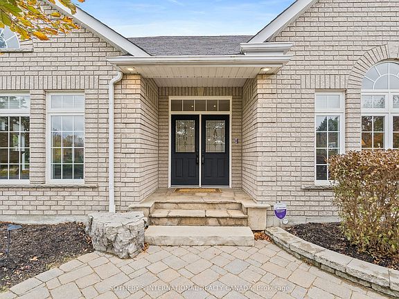 5th image of 159 Delarmbro Dr