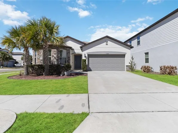 17241 Goldcrest Loop, Clermont, FL 34714