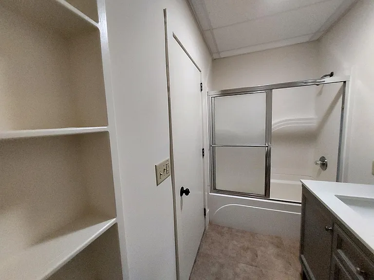 307 Stewart Ave #6 — Photo 6