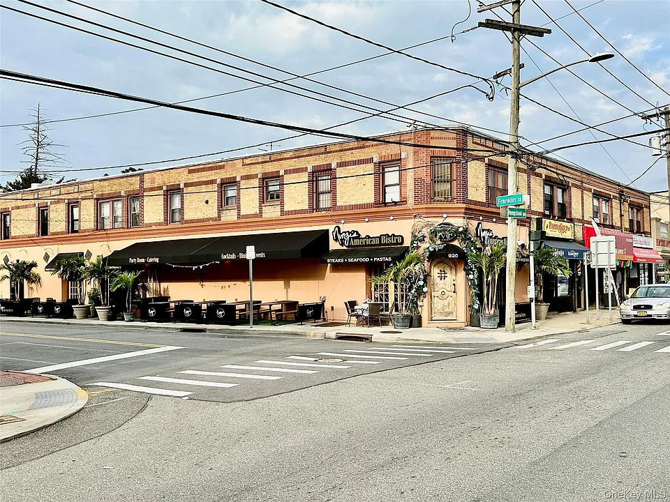 918 Hempstead Tpke #6
