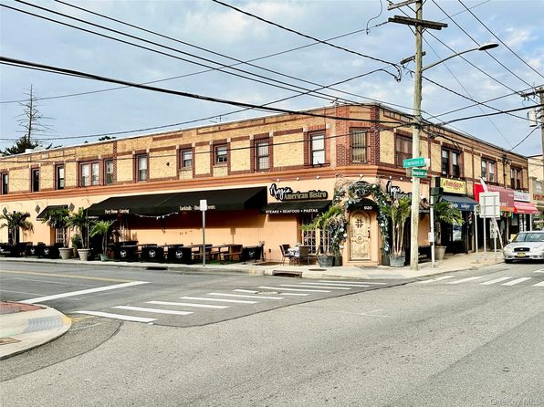 918 Hempstead Tpke APT 6