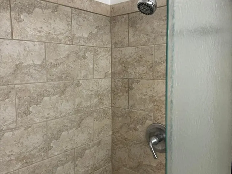 819 Taylor St #1 — Photo 4