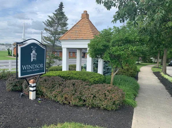 8272 Griswold Dr, New Albany, OH 43054