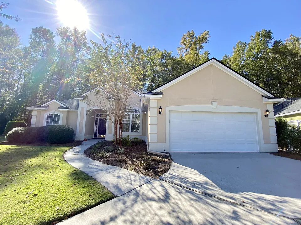 29 Daniels Island Way