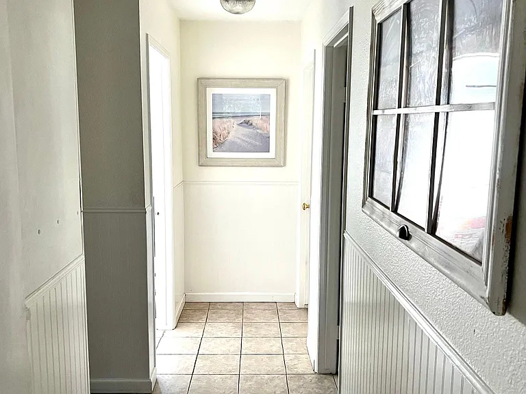 822 Santa Inez — Photo 9