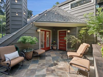 2929 Holyrood Dr, Oakland, CA, 94611