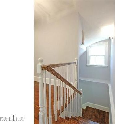 landlord_unit_photo_0.453125