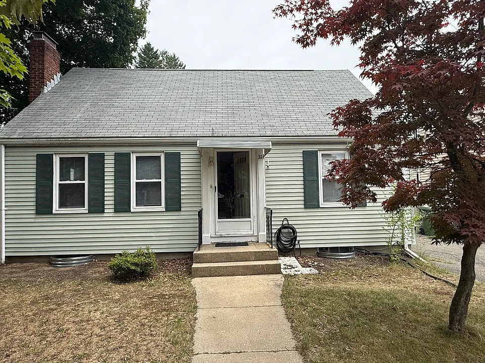 31 Falmouth Rd