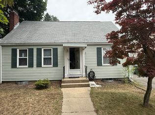 31 Falmouth Rd, Watertown, MA 02472