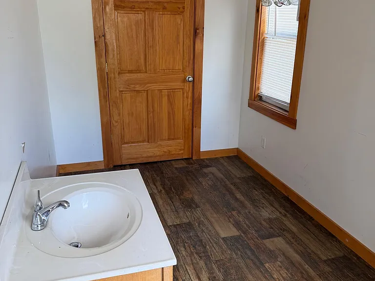 8580 Old Turnpike Rd — Photo 8