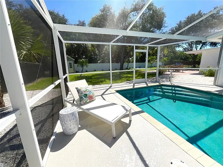 1530 Mandarin Rd — Photo 35