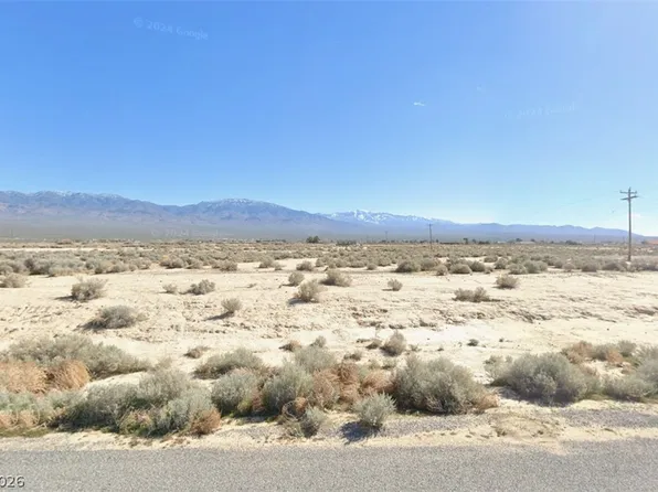 5621 N Crockett Pl, Pahrump, NV 89060