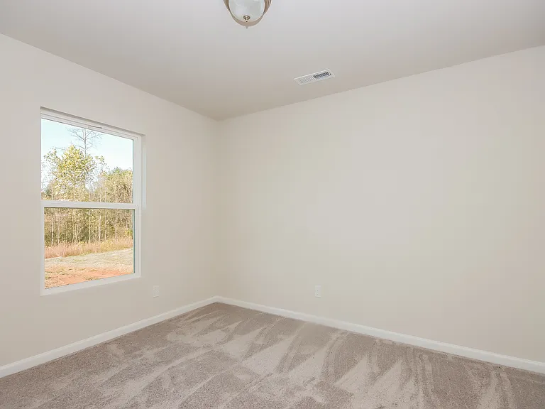125 Zach Dr — Photo 13