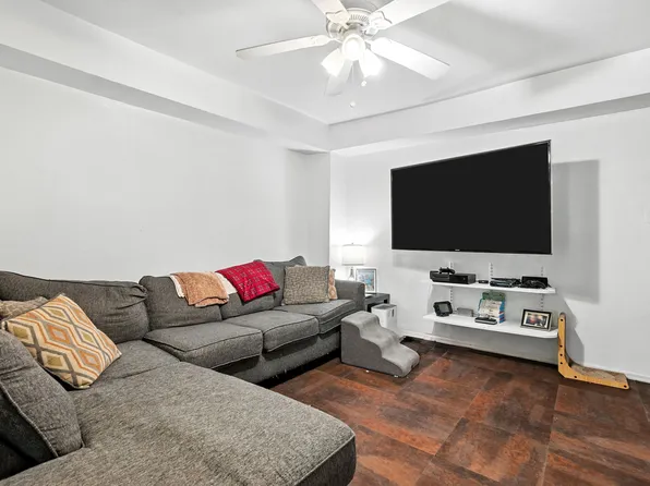 61-26 Booth Street image 4 of 35