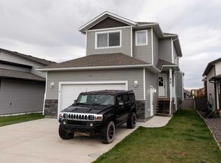 10207 N 126th Ave, Grande Prairie, AB T8V 6J3